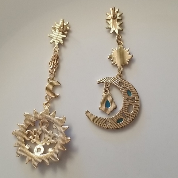 LAST PAIR Sun and Moon drop earrings - Picture 5 of 5
